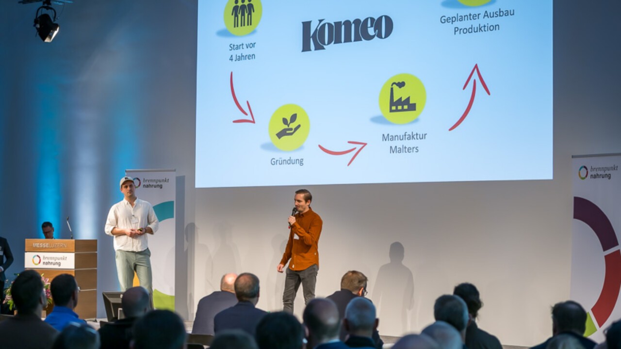 Start-ups präsentieren an Brennpunkt Nahrung in kurzen Pitches ihre Produkte und Dienstleistung.